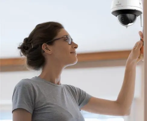 Instalación de una cámara domo WiFi