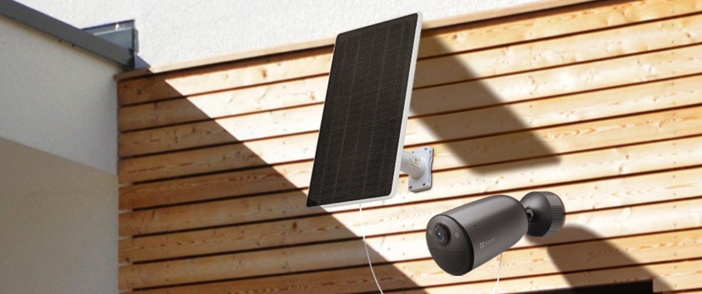 EZVIZ EB3 con panel solar instalada