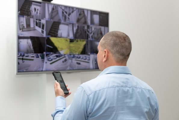 Visualización de cámaras en el monitor del NVR